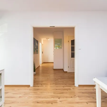 Tropicana - By Grand Apartment